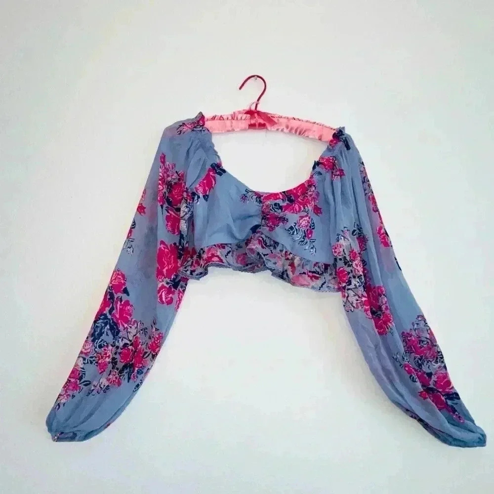 HOUSE OF HARLOW Smocked Ruched Polychiffon Crop Top size Medium - Picture 6 of 9